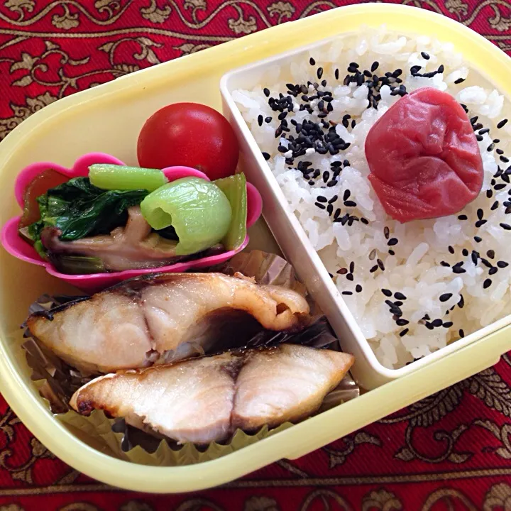 焼き塩鯖と青梗菜の炒め物弁当|もえさん