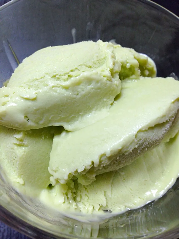 Homemade avocado ice cream|Lorena Archivido Fujiyamaさん