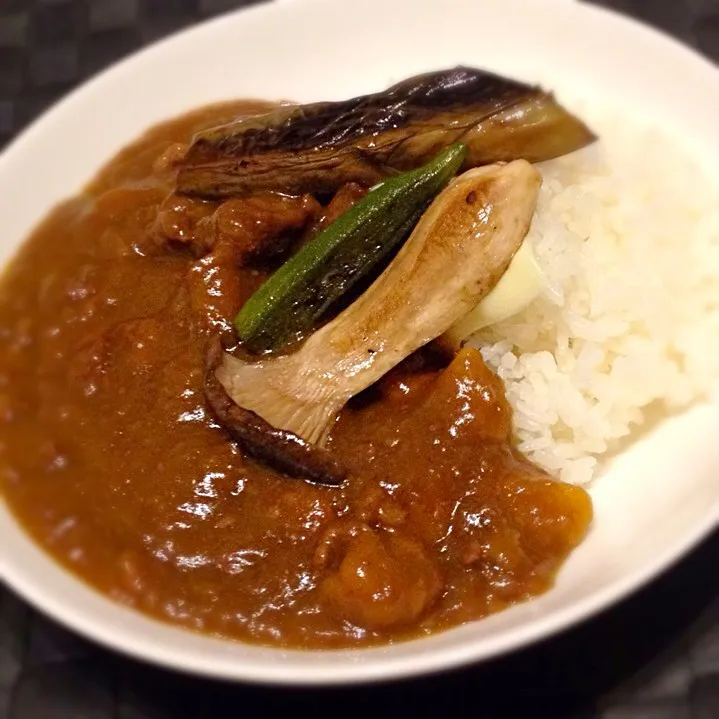 圧力鍋で牛すじカレー☻|Riepyonさん