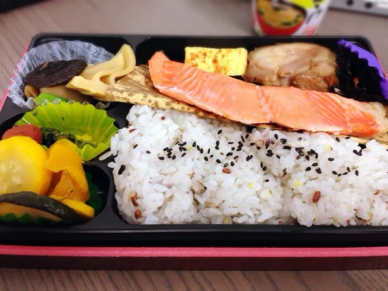 サーモン塩焼き弁当|chan mitsuさん