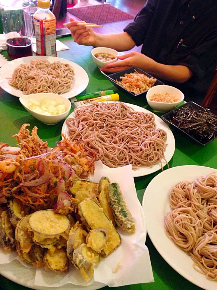 賄いは蕎麦！茄子、ズッキーニ、海老のかき揚げ、旨し！|Chef 中川浩行さん