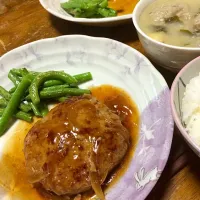 Snapdishの料理写真:おからハンバーグ、おから入りイワシつみれ汁|栗子さん