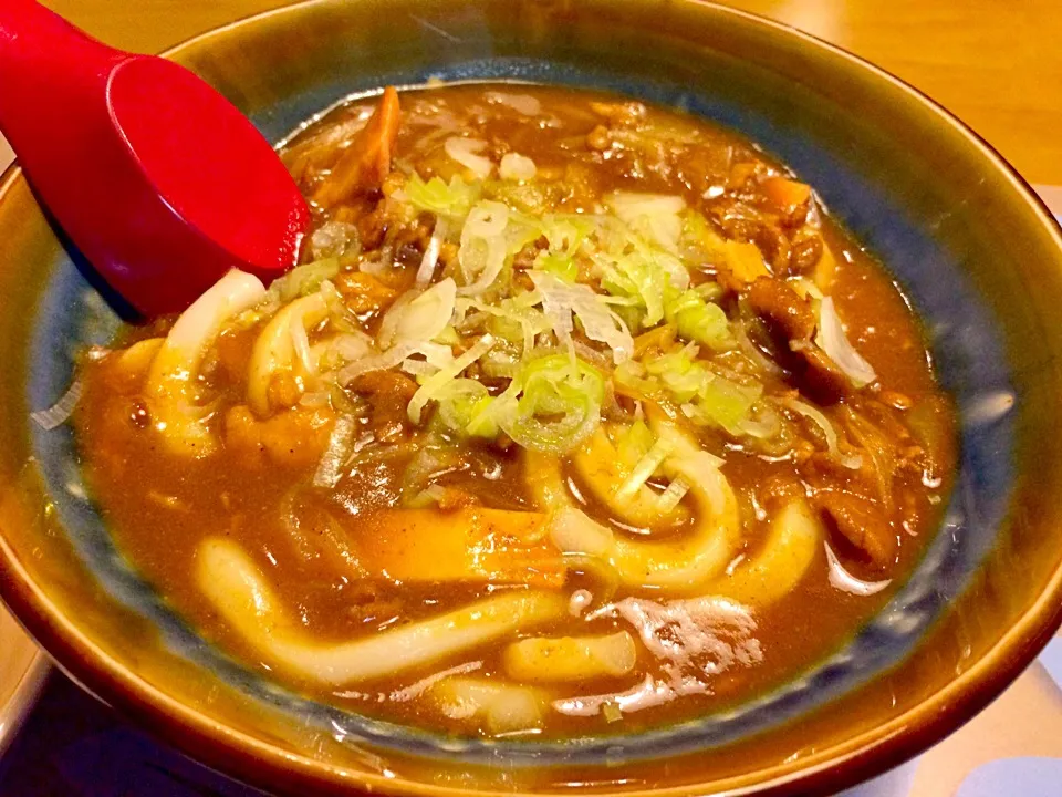 カレーうどんで夕食🍲🍜|かずみさん