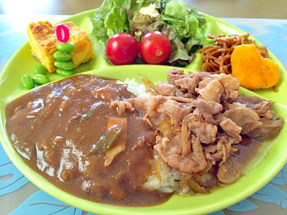 あいがけカレーでブランチ🍚|かずみさん