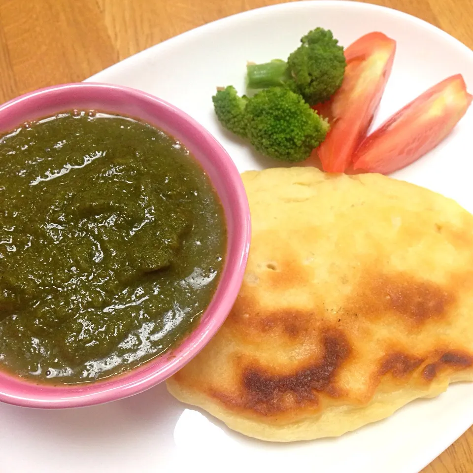 spinach green curry, tofu bread|Meeさん