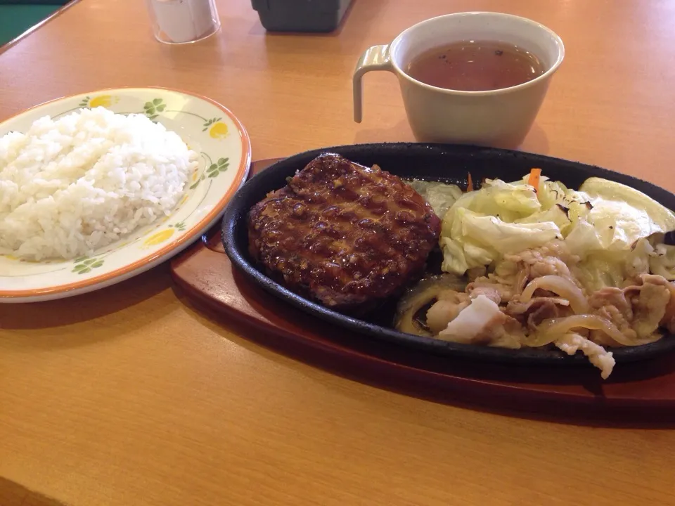 Snapdishの料理写真:ようやく昼飯|pin_floさん