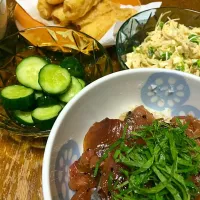 Snapdishの料理写真:まぐろ漬け丼、切り干し大根サラダ|栗子さん