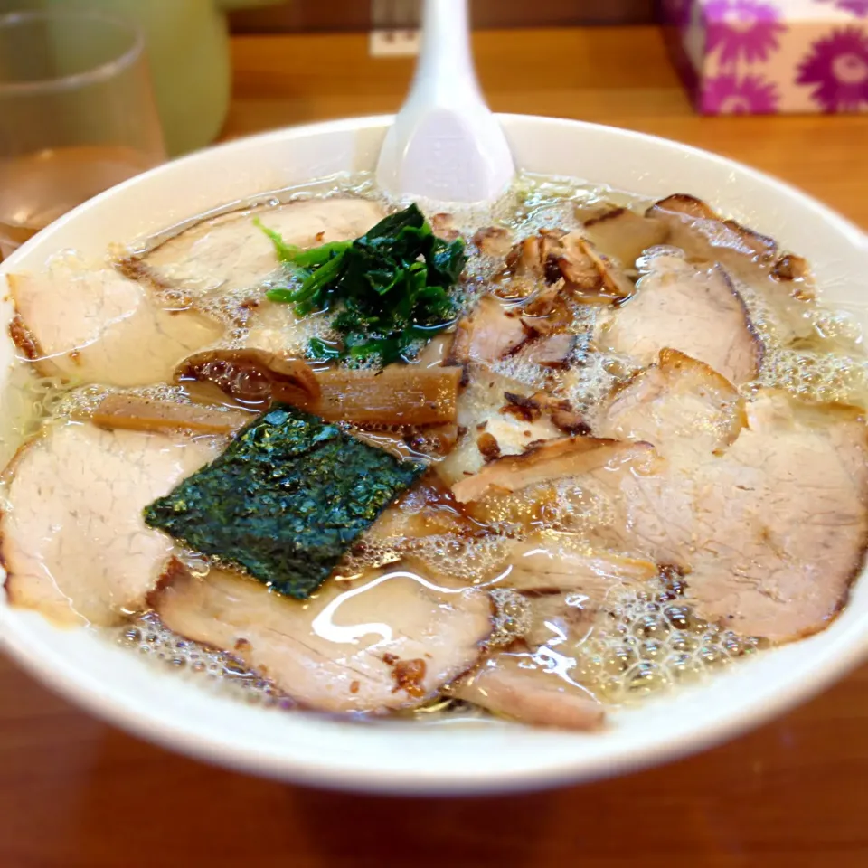 ラーメンヒグマの塩チャーシュー麺🍜|ラー山さん