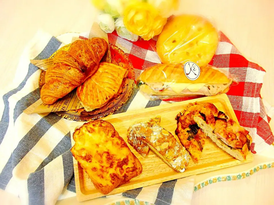 寄り道してMAISON KAYSERのパンを大人買い♪|naoさん