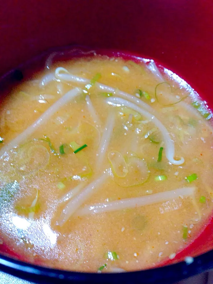 韓国風もやしの味噌スープ|ありぴ〜さん