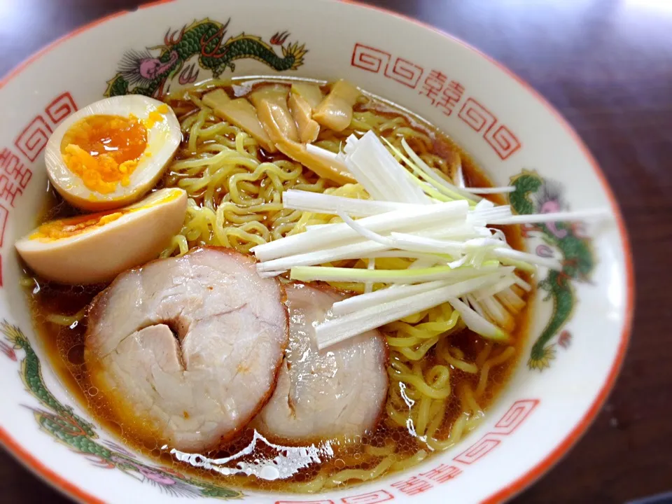 パパ作 チャーシュー専門店のチャーシュー入りラーメン|きむらゆりかさん