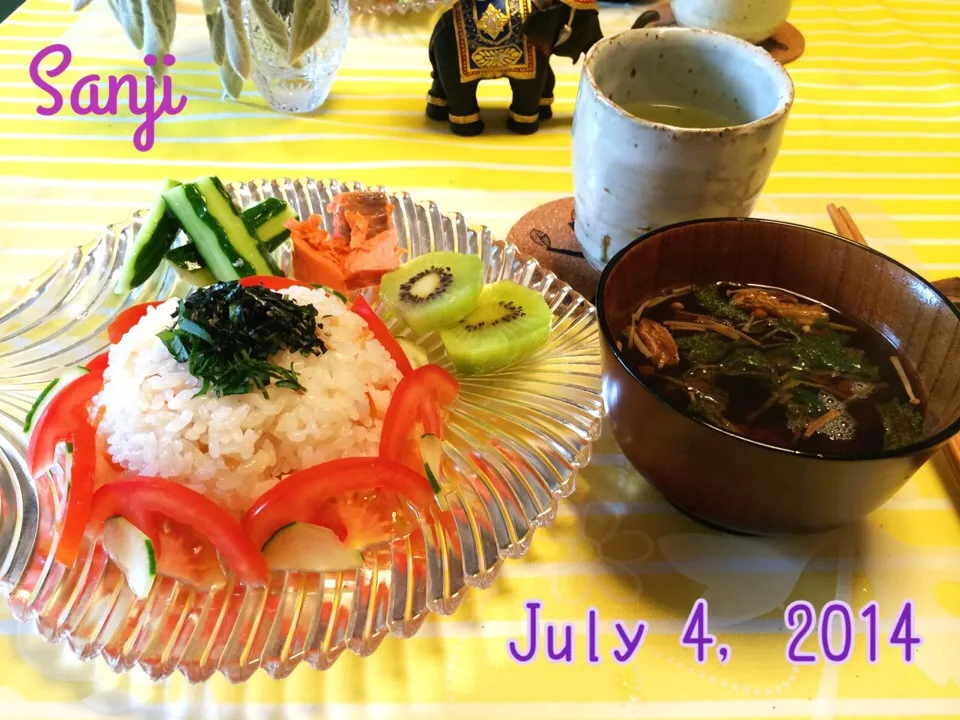 7月4日の朝ごはん☀️今朝はチラシ寿司〜♥️|Sanjiさん