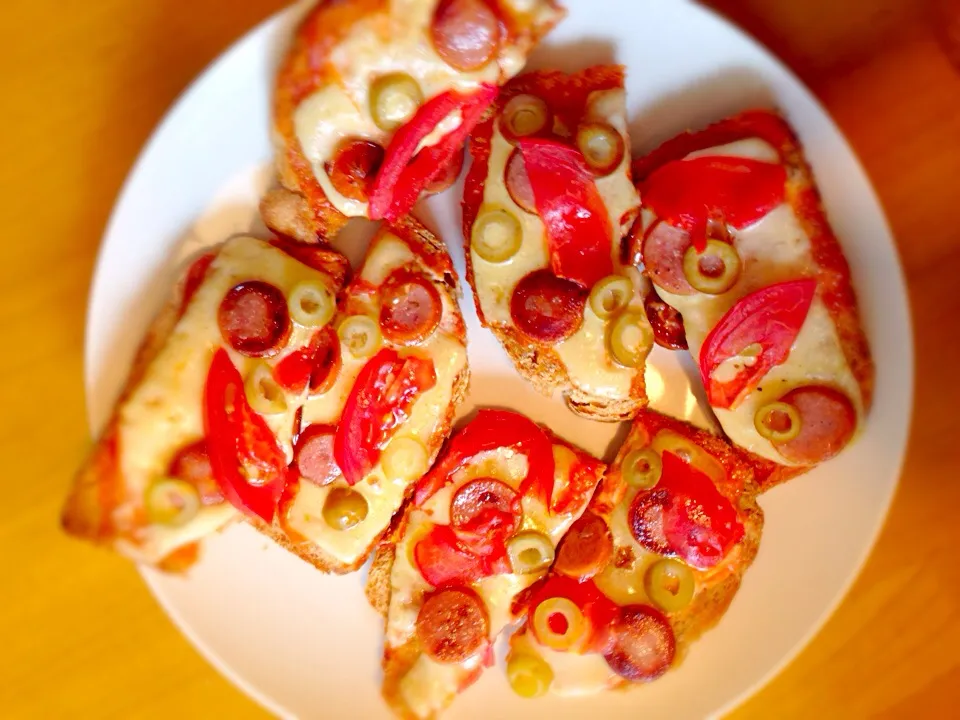 Pizza toast with home made bread|Kaori Kanekoさん