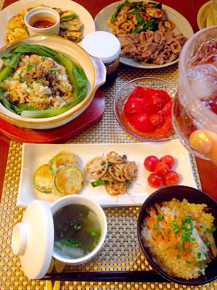 Today's Amigo's Korean Dinner🇰🇷ﾎﾊﾞｸｼﾞｮﾝ･ﾀﾞｼﾀﾞで蓮根炒め･ﾄﾏﾄｷﾑﾁ･焼肉･牛肉炊き込みご飯･大根とﾜｶﾒのｽｰﾌﾟ|🌈Ami🍻さん