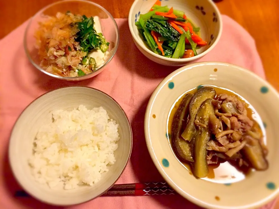 豚肉と茄子の煮物   小松菜炒め  薬味たっぷり冷奴|あんなさん