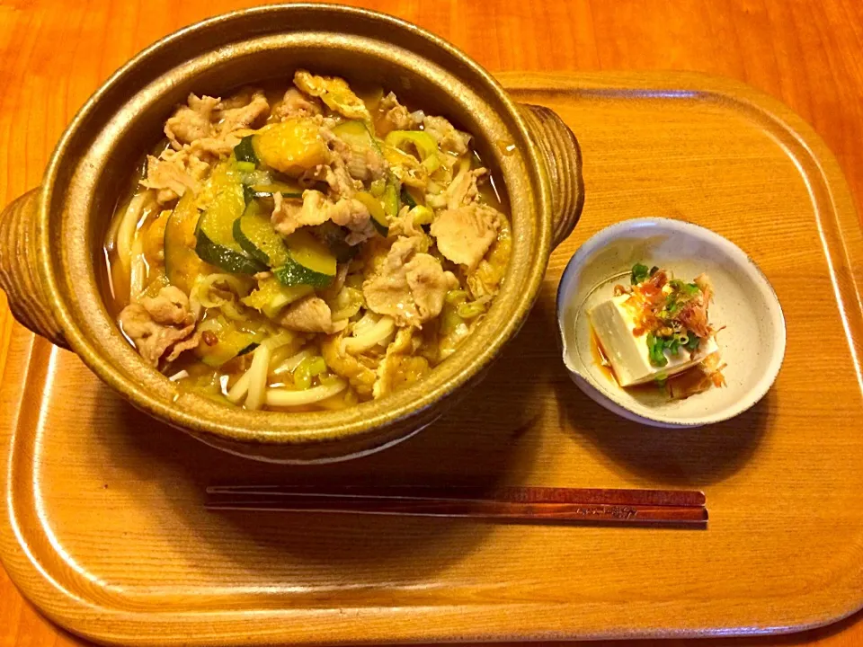 豚肉とズッキーニの煮込みうどん、冷奴|yuyusuzuさん