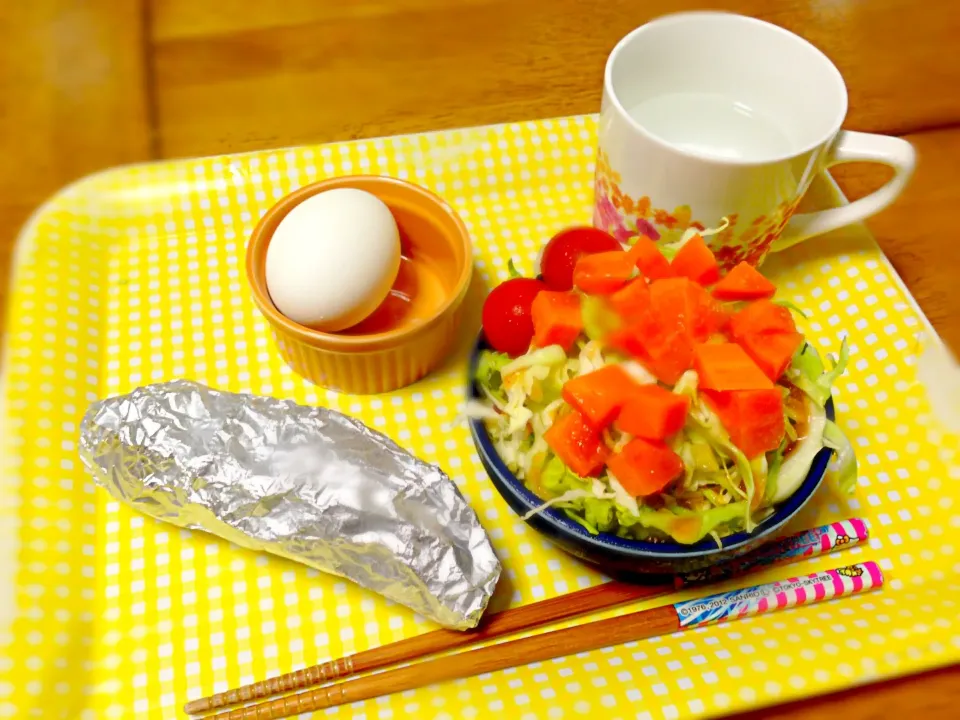 最近の朝ごはん(^^) 蒸かし芋・ゆで卵・野菜サラダ( ´ ▽ ` )ﾉ|くりちさん