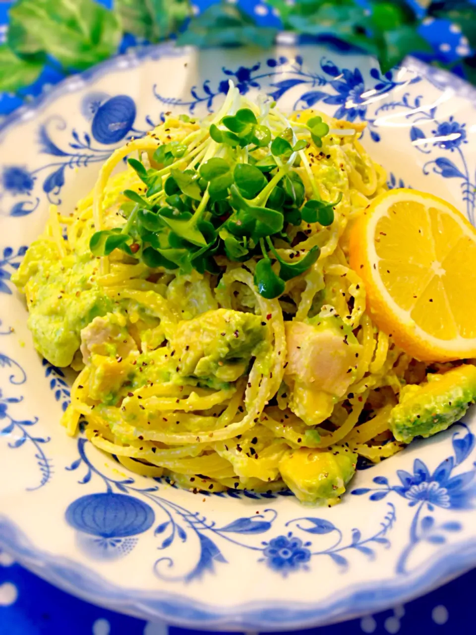 くららさんの料理 アボカドのクリームスパゲティ☆|ゆうちゅんさん