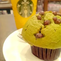 Green Tea muffin at Starbucks|YwYさん