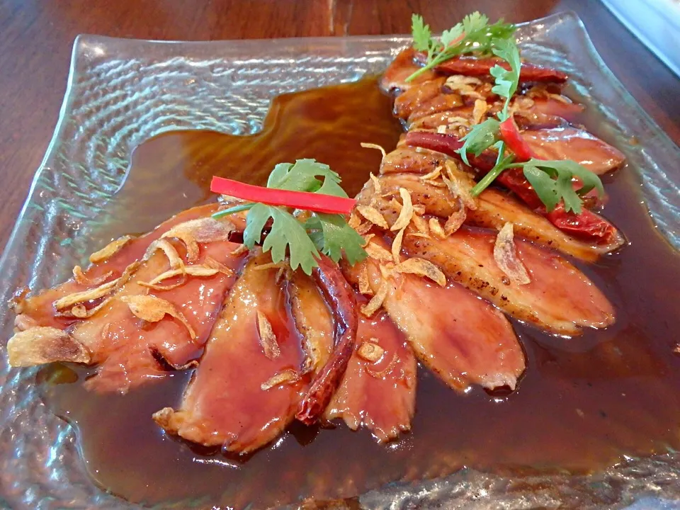 Roasted duck breast in tamarind sauce|jaszminnyさん