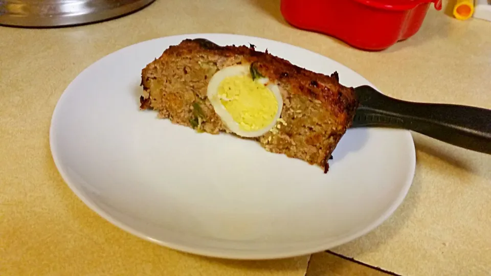 Snapdishの料理写真:Meatloaf with Hard Boiled Egg|PoppyAnne Plevrakisさん