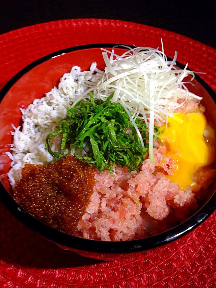 釜あげしらす丼(アップグレード)|あつしさん