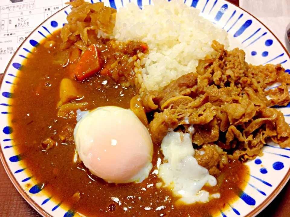 おんたま牛あいがけカレー626円也atすき家|秋山知隆さん