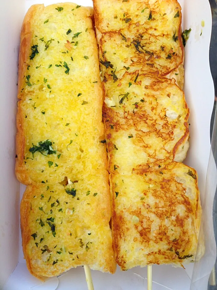 garlic bread on a stick|Cloudy Gさん