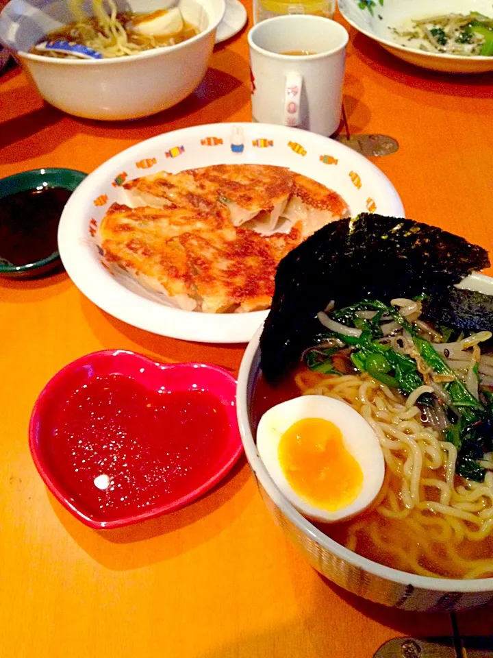 醤油ラーメン🍜＆餃子|ch＊K*∀o(^^*)♪さん