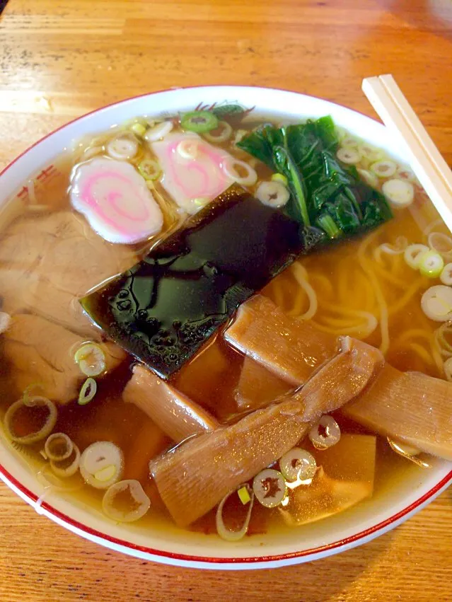 今時の店とかどんなにシャレた店のラーメン屋なんかより一番大好きなラーメン🍜|nhoさん