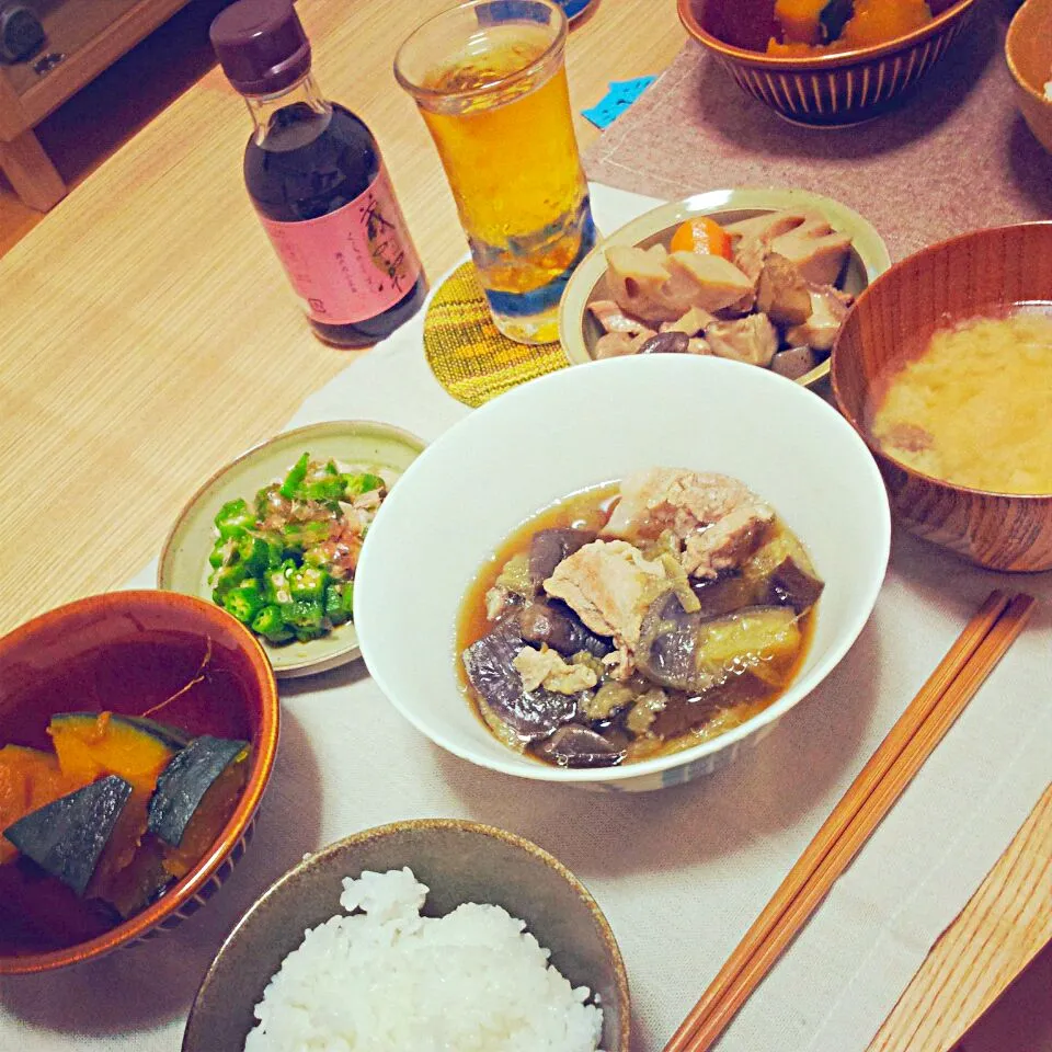 Snapdishの料理写真:なすと豚肉の田舎煮物。|ちささん