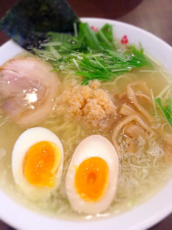 エビ塩ラーメン。美味しかった( ^ω^ )|リュカさん