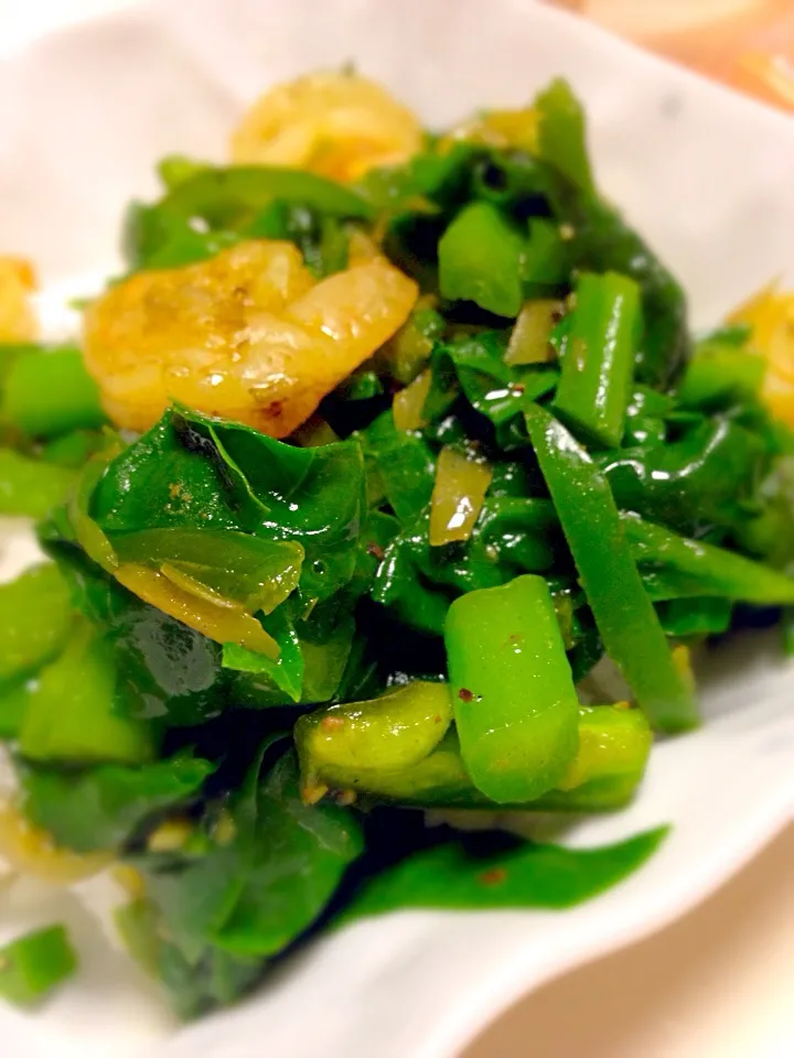 Shrimp with malabar spinach ginger-spices stirfry 大好きなツルムラサキのジンジャースパイス炒め^o^|Tanuさん