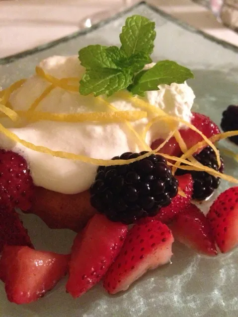 Macerated Berries with whipped Cream and a Madeline|Christine pavelkaさん