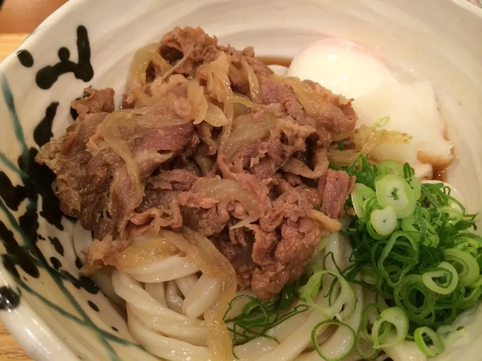 肉玉冷やしぶっかけうどん 大盛|buhizouさん