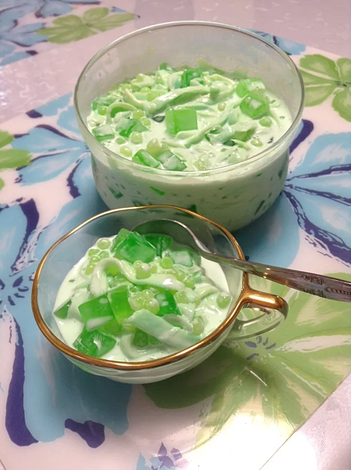 Snapdishの料理写真:Buko Pandan|foodloverさん