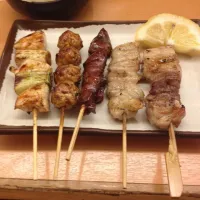 Snapdishの料理写真:焼き鳥盛り合わせ|よせふさん