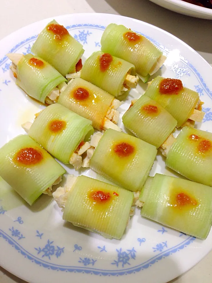 Cucumber slices with meat|hweeyhさん