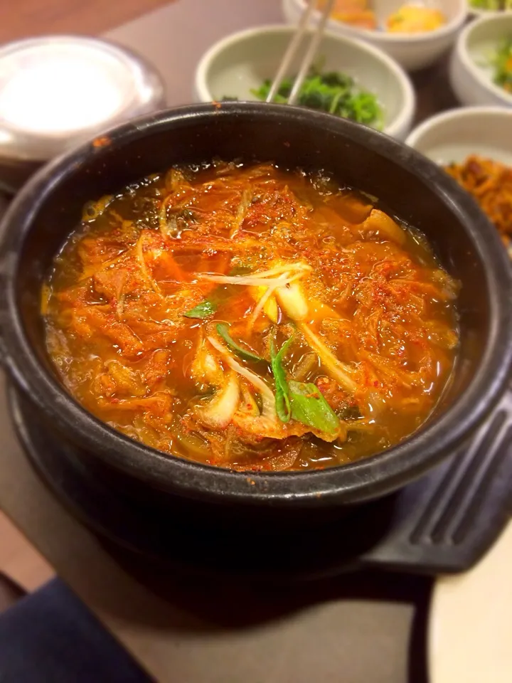 Spicy Kimchi Stew (Kimchichigae)|prissyさん