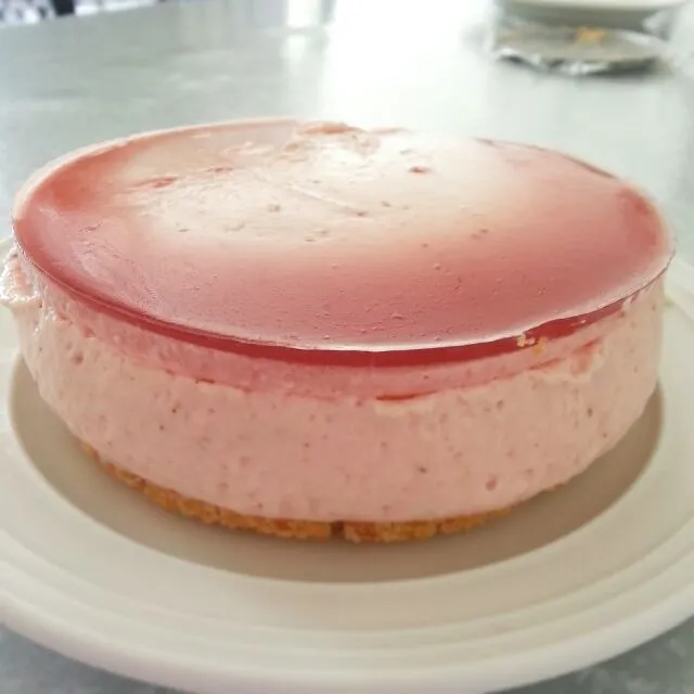 strawberries yogurt cheesecake|korinoさん