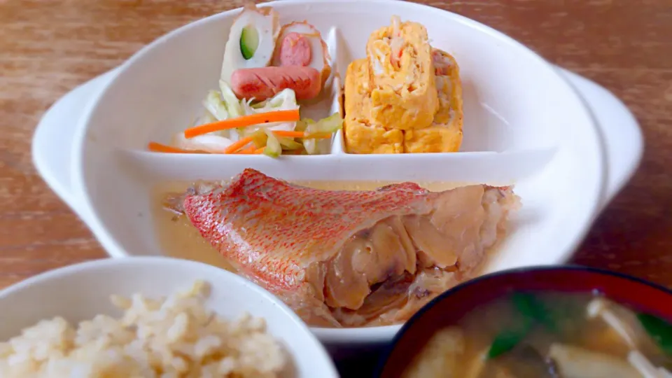 煮魚定食【赤魚】|プチテンよすさん