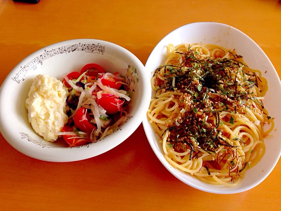 チキンフレークの塩味パスタとサラダ|土屋智宏さん