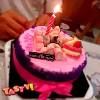 Baskin Robbins Strawberry ice-cream cake|Jingle Choyさん