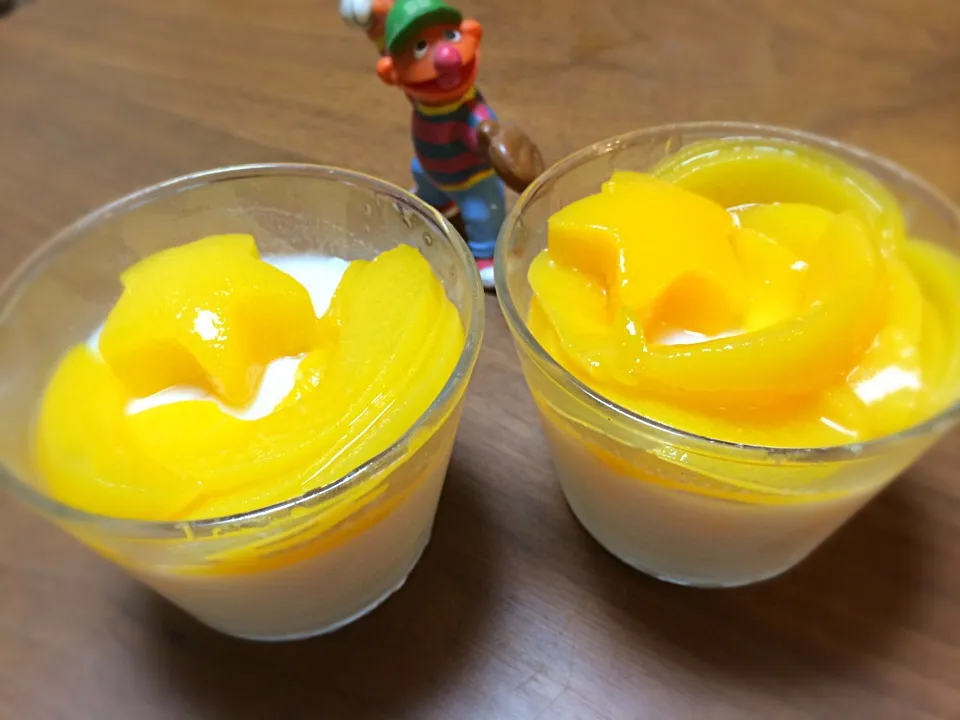 一日遅れの七夕sweets😋ももみるくプリン😁|RieRie☻さん