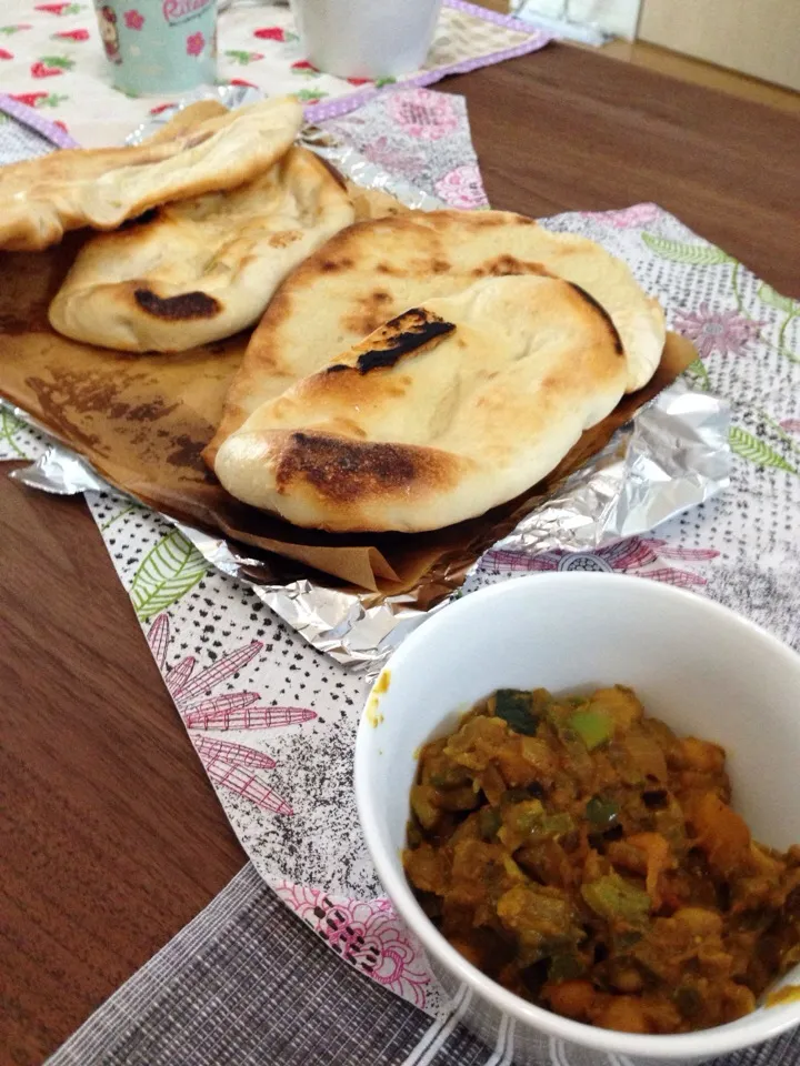 野菜カレーとナンでお家ランチ|myuさん