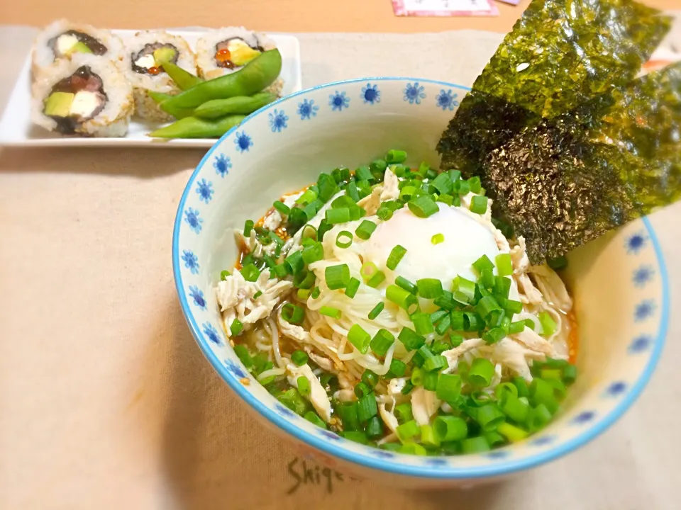 ピリ辛ネギそうめん♡カリフォルニアロール|まなちゃさん