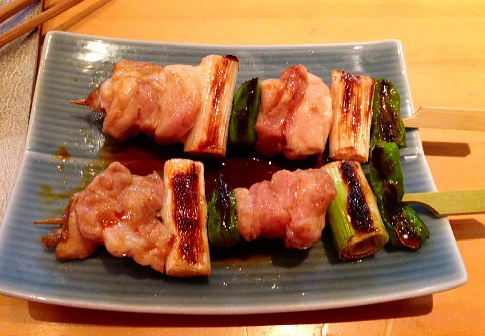 Snapdishの料理写真:Brochetas de Carne con Cebolla y Chile.|Loreleyさん