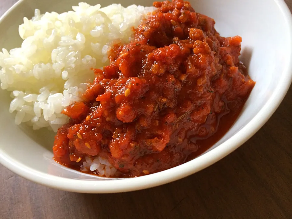 トマトと挽き肉のドライカレー風|ふるいえさん