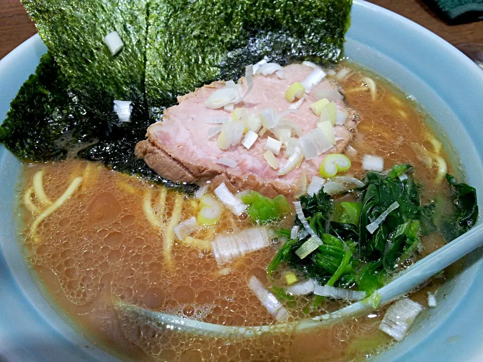 麺家 黒のラーメン☆|けんさん