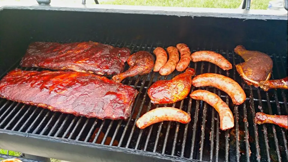 Slow smoked Louisiana style pork ribs|Frank Ortizさん